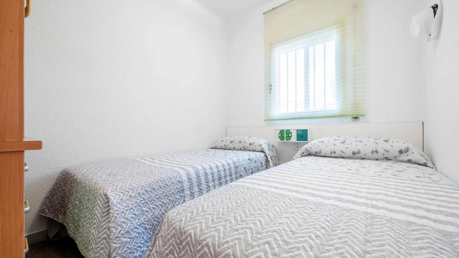 Hauzify I Apartaments Reddis 坎布里尔斯
